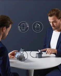 Фото: Бездротова зарядна станція Anker MagGo Wireless Charging Station Cube 3in1 15W Black (Y1811G11) № 11 | KTC