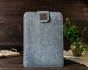 Фото: Чохол Gmakin for Macbook Pro 13 New Grey/Brown (GM55-13New) № 8 | KTC