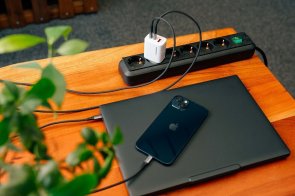 Зарядний пристрій Verbatim Essentials GaN 65W White (32353)