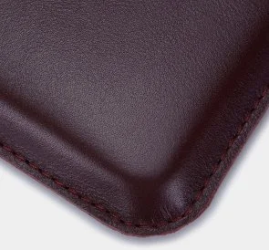 Фото: Чохол INCARNE Cline 13 - MacBook Air13 2018-2026 Burgundy № 6 | KTC