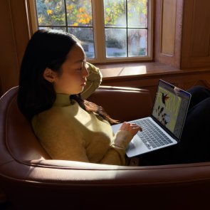 Ноутбук Apple MacBook Air 13.6 2026 M5 8GPU Sky Blue (MDHH4)