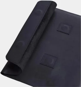 Фото: Чохол INCARNE Line - MacBook Neo 13 Black (line-black-neo-13) № 4 | KTC