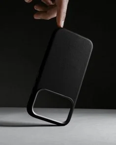 Фото: Чохол Nomad for Apple iPhone 17 Pro - Traditional Leather Black (NM011956858) № 11 | KTC