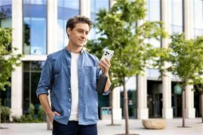 Фото: Батарея універсальна Belkin UltraCharge with Integrated Cable and Display 20000mAh 45W Black (BPB030hqBK) № 18 | KTC