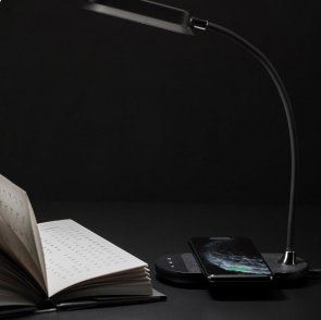 Настільна лампа Momax Flex Desk Lamp Wireless Charger (QL5D)