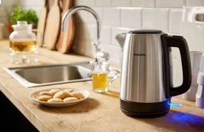 Фото: Електрочайник Philips Daily Collection (HD9350/90) № 4 | KTC