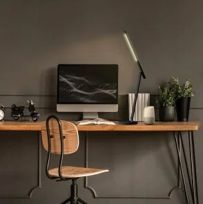 Фото: Лампа Momax Bright IoT Lamp with Wireless Charging 10W Black (QL6SEUD) № 7 | KTC