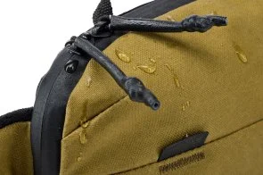 Фото: Дорожня сумка THULE Aion Sling Bag TASB102 Nutria (3204728) № 9 | KTC