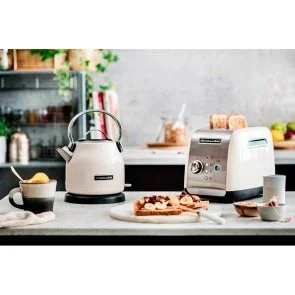 Фото: Тостер KitchenAid 2-slice automatic 5KMT221 Creamy (5KMT221EAC) № 10 | KTC