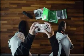 Фото: Геймпад Microsoft Xbox Wireless Controller Robot White (889842611564) № 5 | KTC