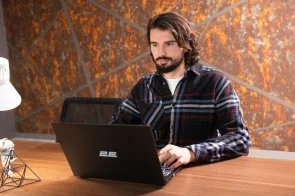 Фото: Ноутбук 2E Rational 15 NJ50MU-15UA20 Black - 15.6" IPS 60 Гц / Intel Core i3 / i3-1115G4 / DDR4 8 ГБ / SATA 3 SSD 512 ГБ / Intel UHD Graphics № 12 | KTC