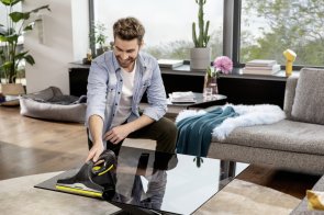 Мийник вікон Karcher WV 2 Black Limited Edition (1.633-297.0)