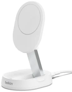 Фото: Бездротова зарядна станція Belkin BoostCharge Pro Magnetic Qi2 15W White (WIA008VFWH) № 3 | KTC