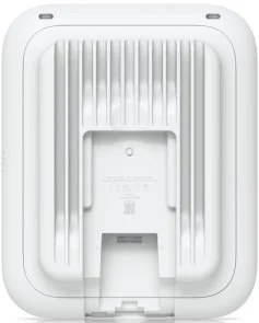 Фото: Точка доступy Wi-Fi Ubiquiti UniFi U7 Outdoor (U7-OUTDOOR) № 3 | KTC
