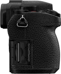 Цифрова фотокамера Panasonic Lumix DC-G97 Body (DC-G97E)