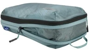 Фото: Органайзер THULE Compression Packing Cube Medium TCPC202 Pond Gray (3205116) № 4 | KTC