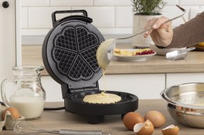 Вафельниця Gorenje WM1000B