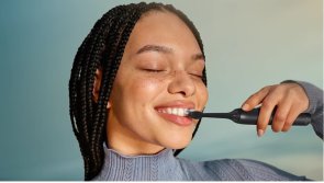 Електрична зубна щітка Philips Sonicare 3100 Series Black with case (HX4033/32)