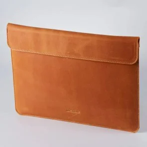 Фото: Чохол INCARNE Klouz - MacBook Neo 13 2026 Cognac № 3 | KTC