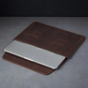 Фото: Чохол INCARNE Line - MacBook Neo 13 Brown (line-brown-neo-13) № 2 | KTC
