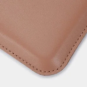 Фото: Чохол INCARNE ClineUp - MacBook Pro 16 Mocca № 6 | KTC