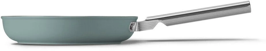 Фото: Сковорода Smeg 50S Retro Style 24cm Emerald Green Matte (FPF2402EGM) № 5 | KTC