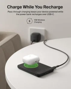 Фото: Батарея універсальна Belkin BoostCharge Slim 5000mAh 20W Qi2 15W with Kickstand Black (BPD011HQBK) № 16 | KTC