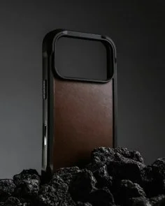Фото: Чохол Nomad for Apple iPhone 17 Pro - Rugged Leather Horween Rustic Brown (NM011819858) № 7 | KTC