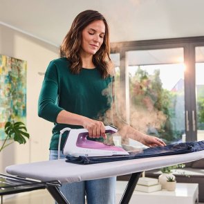 Праска Braun FreeStyle 7 Steam iron FI 7215 Violet (FI 7215 VI)