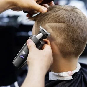 Фото: Машинка для стрижки Hoco HP23 Diamond engraving electric hair clipper Black (6942007623773) № 7 | KTC