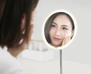 Фото: Дзеркало для макіяжу Yeelight Sensor Makeup Mirror № 4 | KTC