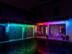 Гірлянда Twinkly Smart LED Icicle RGBW 190, BT+WiFi, Gen II, IP44 кабель прозорий (TWI190SPP-TEU)