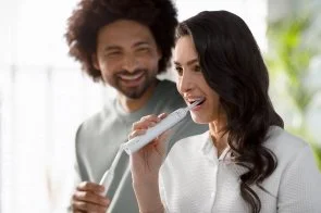 Фото: Електрична зубна щітка Philips Sonicare 3100 series White (HX3671/13) № 6 | KTC