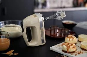 Фото: Ручний міксер KitchenAid Hand Mixer 9 Speed 5KHM9212 Creamy (5KHM9212EAC) № 9 | KTC