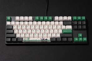 Клавіатура Varmilo VEA87 Panda R2 Cherry Mx Silent Red ENG/RU Multicolor (A23A029A6A1A06A026)