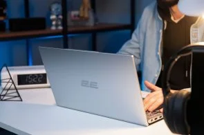 Фото: Ноутбук 2E Complex Pro 15 NS51PU-15UA33 Silver - 15.6" IPS 60 Гц / Intel Core i5 / i5-1240P / DDR4 32 ГБ / PCI-E SSD 1 ТБ / Intel Iris Xe Graphics № 18 | KTC