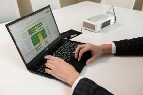 Фото: Ноутбук 2E Imaginary 15 NL50MU-15UA31 Black - 15.6" IPS 60 Гц / Intel Core i5 / i5-1155G7 / DDR4 16 ГБ / PCI-E SSD 512 ГБ / Intel Iris Xe Graphics № 14 | KTC