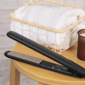 Фото: Випрямляч волосся Remington Ceramic Straight 215 Slim Hair Straightener (S1370) № 4 | KTC