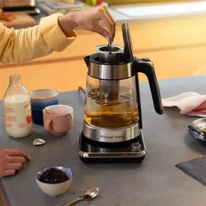 Фото: Електрочайник Russell Hobbs Attentiv (26200-70) № 9 | KTC