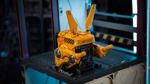 Фото: Зарядний пристрій Gravastar Alpha65 GaN 65W War Damaged Yellow (GRAVASTARA65_YLW_EUK) № 7 | KTC