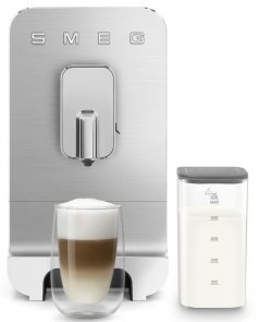 Кавомашина Smeg Coffee Machine With A Milk System White (BCC13WHMEU)