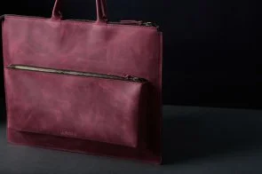 Фото: Чохол INCARNE Maryland 14 - MacBook Pro13 2012-2015 / Pro14 2021-2024 Burgundy № 4 | KTC