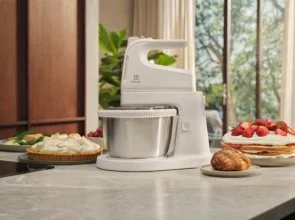 Фото: Міксер стаціонарний Electrolux 500 Series (ESM4W) № 7 | KTC