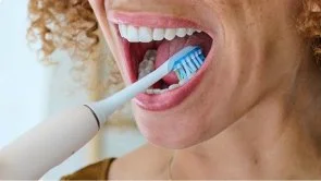Фото: Насадка для зубної щітки Philips Sonicare C3 Premium Plaque Defence White 2 pcs (HX9042/87) № 6 | KTC