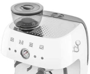 Фото: Ріжкова кавоварка Smeg Espresso coffee machine with grinder White (EGF03WHEU) № 11 | KTC