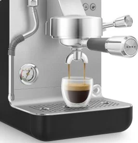 Фото: Ріжкова кавоварка Smeg Espresso coffee machine Black (EMC02BLMEU) № 15 | KTC