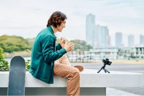 Фото: Компактна фотокамера Sony ZV-1 II Black (ZV1M2B.CE3) № 20 | KTC