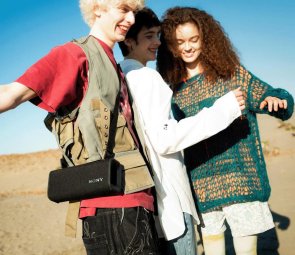 Портативна колонка Sony ULT Field 3 Black (SRSULT30B.E)