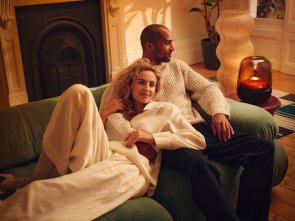 Колонка Harman Kardon Aura Studio 5 Bluetooth Black (HKAURAS5BLKEP)