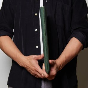 Чохол INCARNE Free Port Plus - MacBook Neo 13 2026 Green